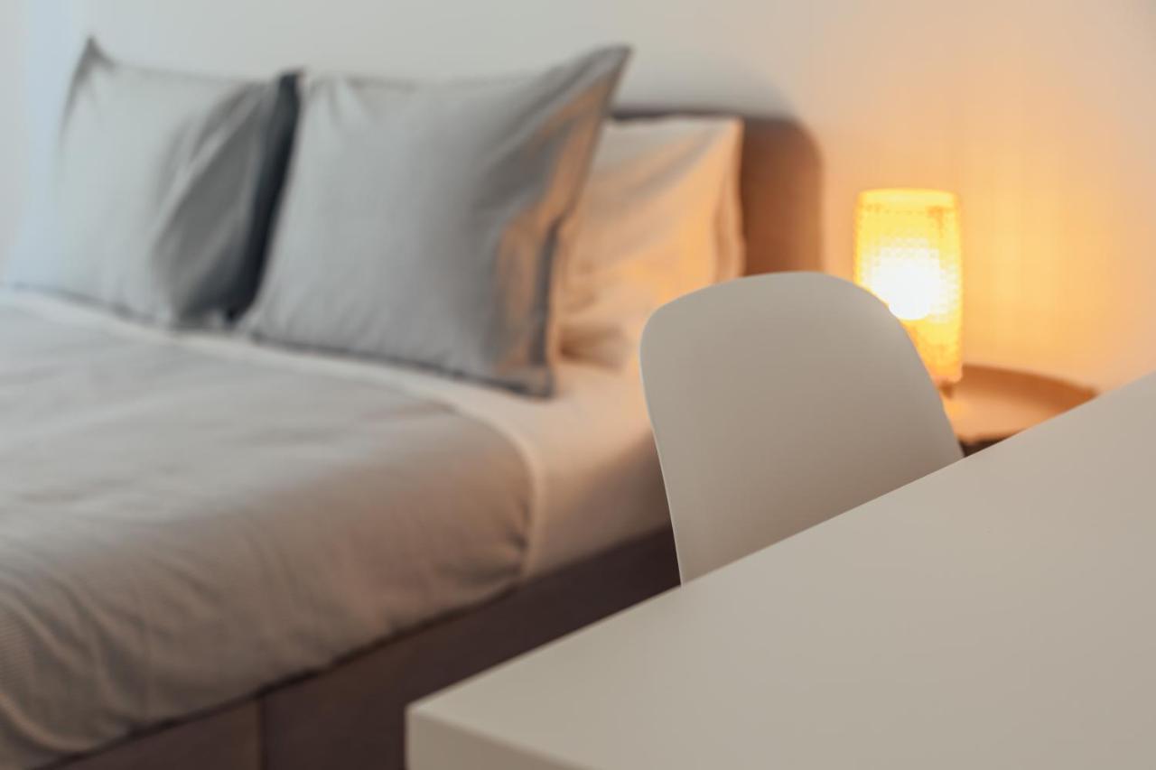 Elegant 3 Bedroom Apt - City Centre - Garage - Metro Lisboa Eksteriør bilde