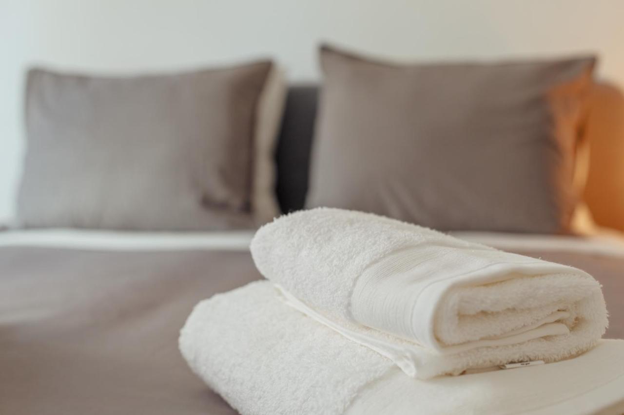 Elegant 3 Bedroom Apt - City Centre - Garage - Metro Lisboa Eksteriør bilde