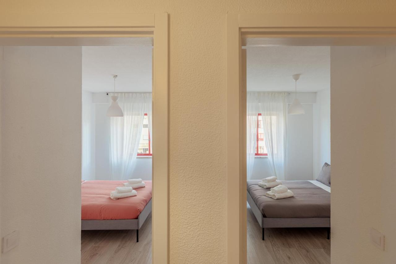 Elegant 3 Bedroom Apt - City Centre - Garage - Metro Lisboa Eksteriør bilde