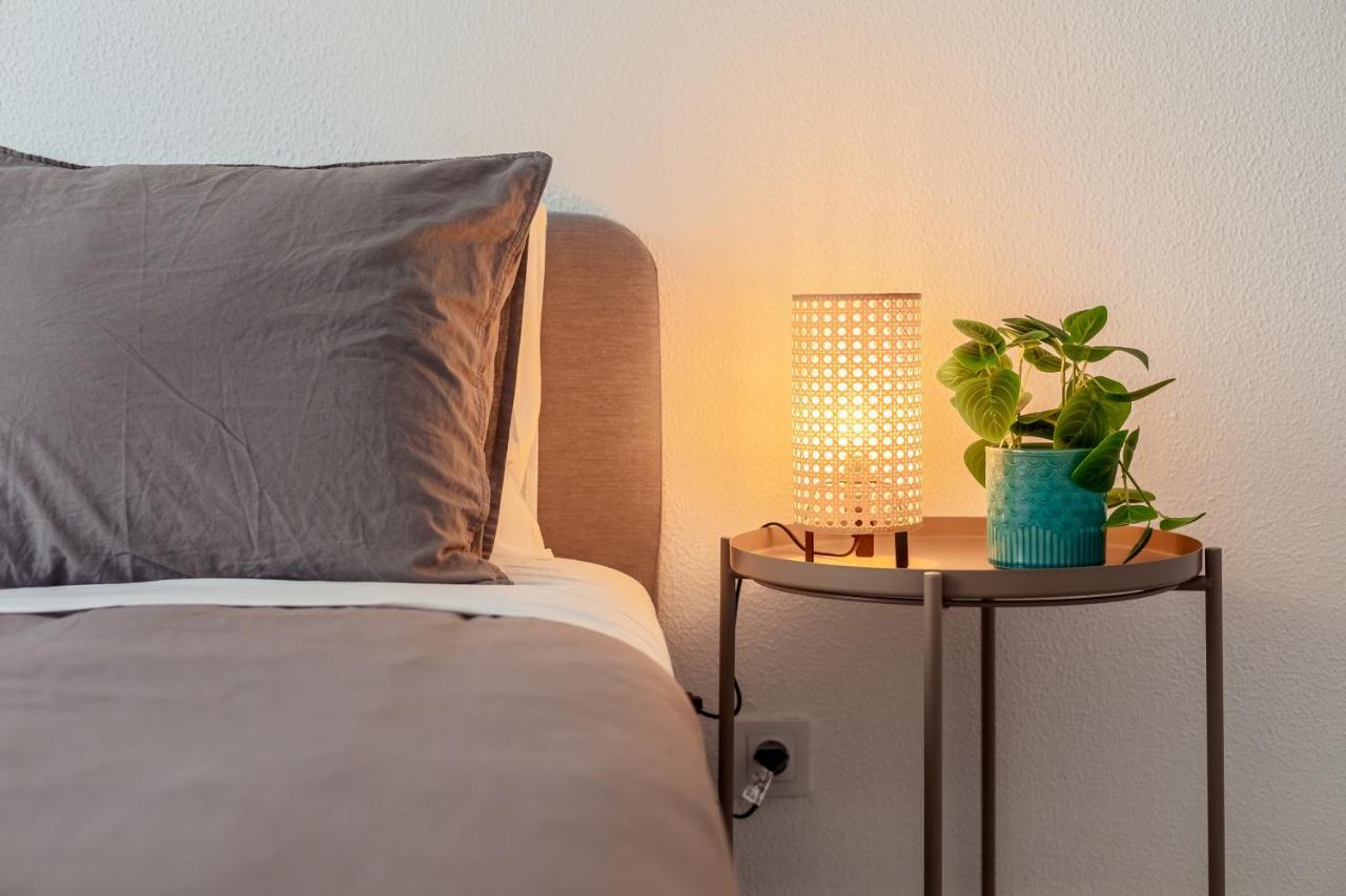 Elegant 3 Bedroom Apt - City Centre - Garage - Metro Lisboa Eksteriør bilde